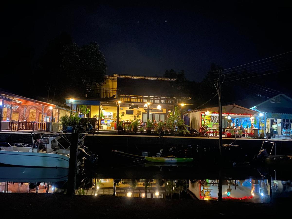 Baan Rabieng Talay Homestayบ้านระเบียงทะเล โฮมสเตย์เกาะกูด Ko Kut Exterior foto